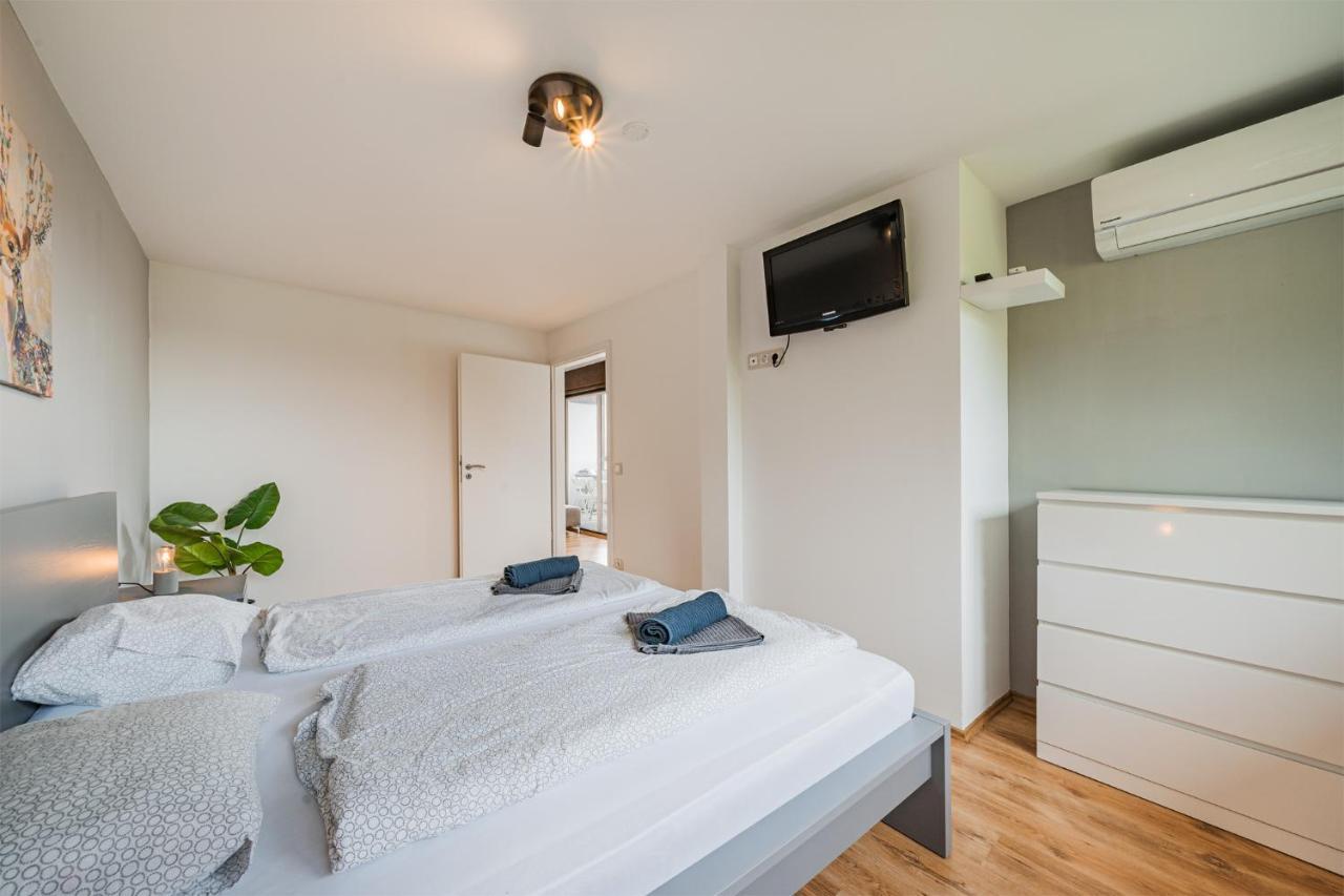 Panorama-Apartments In Unmittelbarer See-Nahe 쉬플링암씨 외부 사진